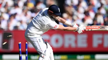 'Unfair' MCG pitch has 'done too much' - Vaughan