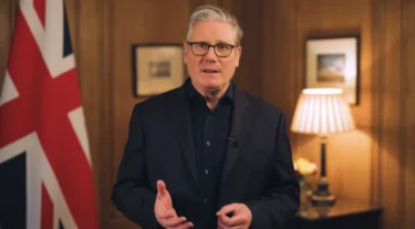 Starmer vows to 'defeat decline and division' in new year message